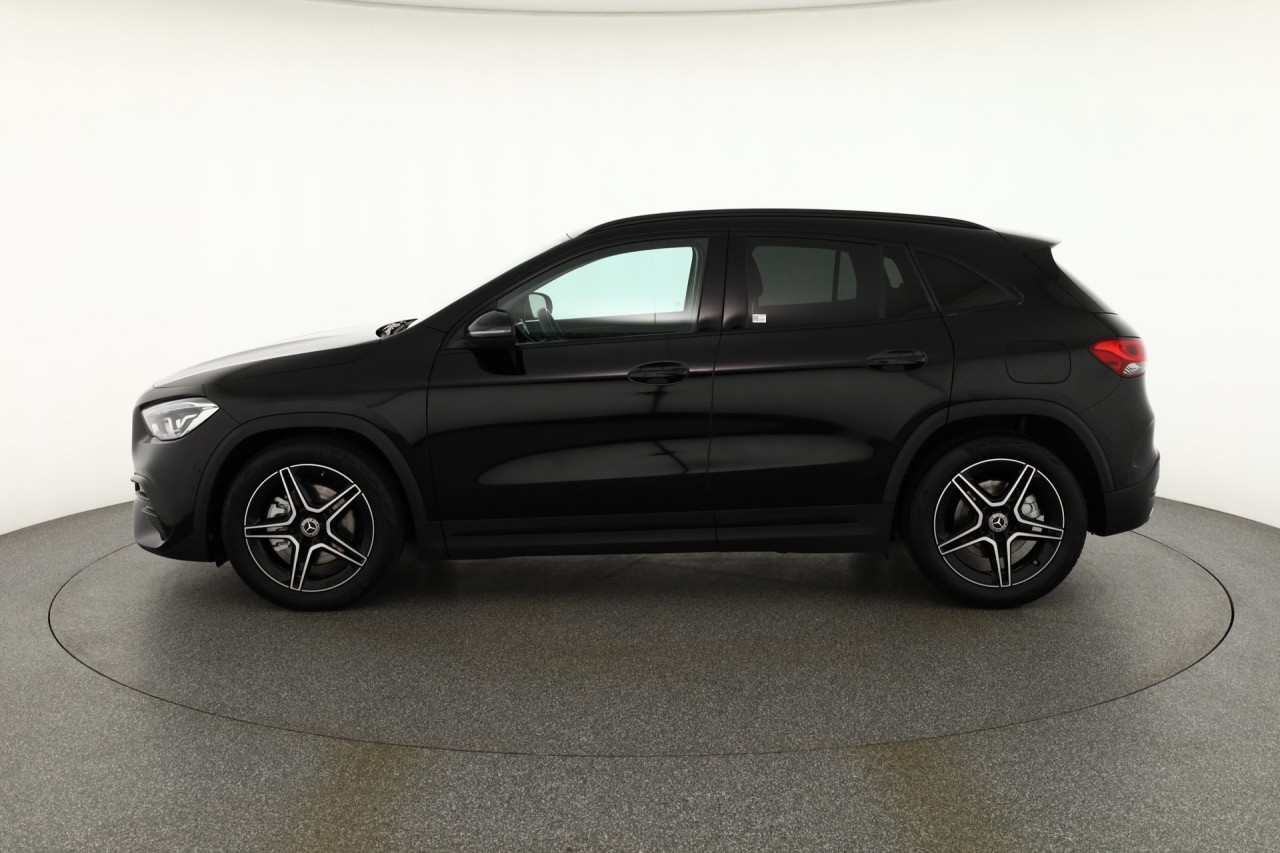 Mercedes-Benz GLA 250 AMG Line