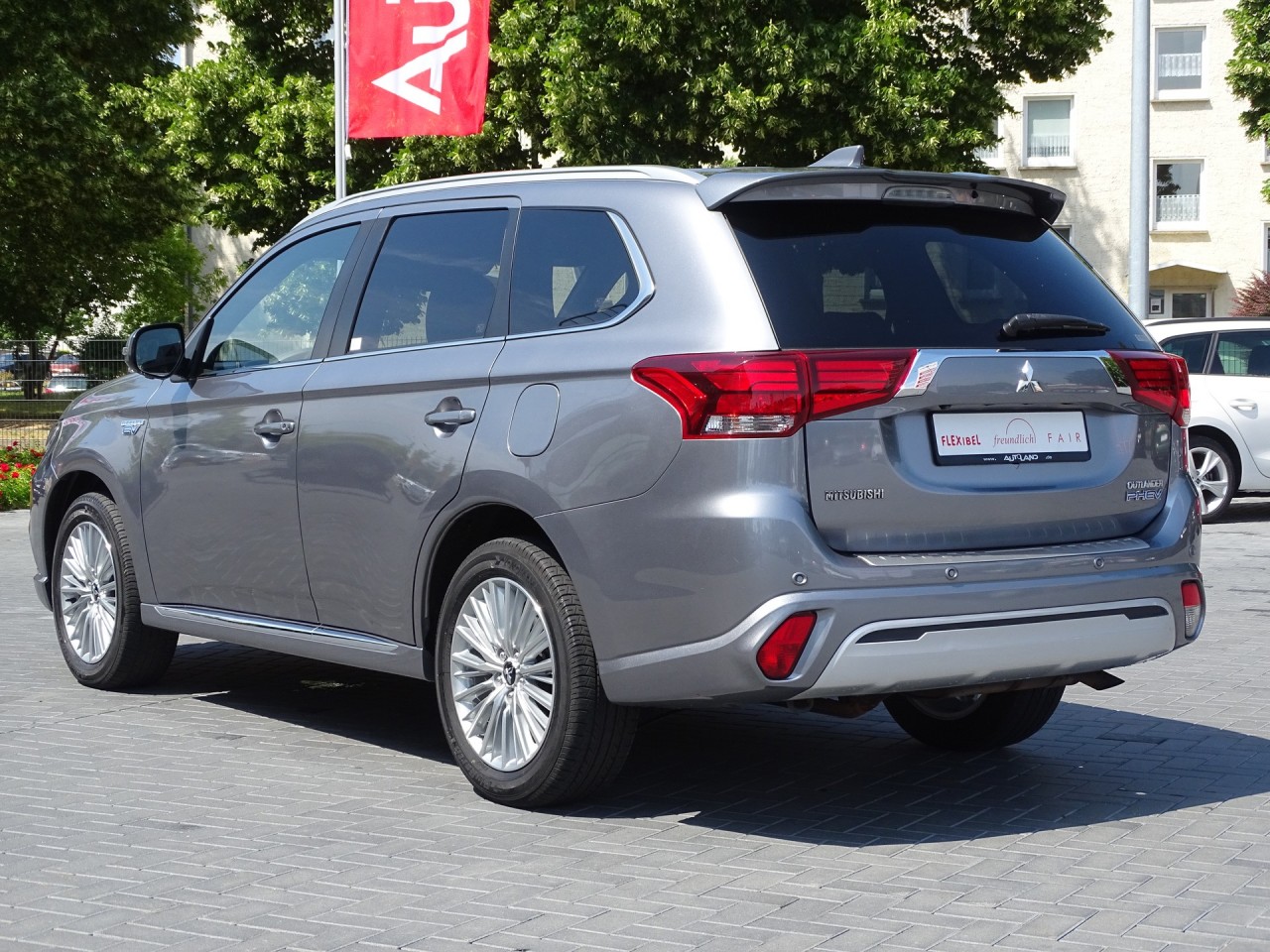 Mitsubishi Outlander 2.4Hybrid 4WD