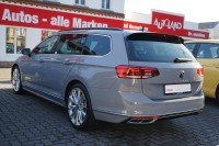VW Passat Variant 2.0 TSI DSG R-Line