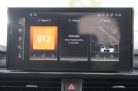Audi A4 40 TFSI Avant S line
