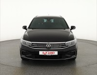 VW Passat Variant GTE