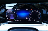 VW Golf VIII Alltrack 2.0 TDI 4M DSG Pano