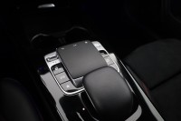 Mercedes-Benz CLA 200 Shooting Brake AMG Line