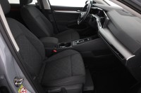 VW Golf VIII Variant 1.5 eTSI DSG Life