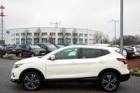 Nissan Qashqai 1.3 DIG-T DCT Zama Pano