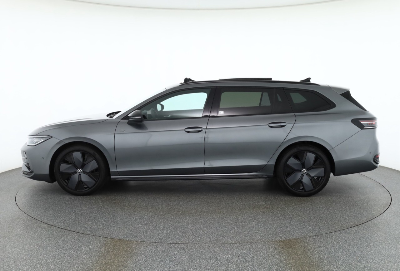VW Passat Variant R-Line 2.0 TSI DSG
