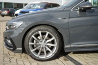 VW Passat Variant 2.0 TSI DSG R-Line