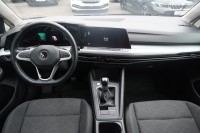 VW Golf VIII Variant 1.5 TSI Life