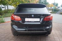 BMW 220 i Luxury Line Aut