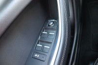 Jaguar XE D180 R-Dynamic SE