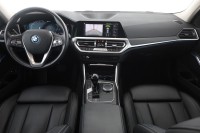 BMW 330 e xDrive Luxury Line