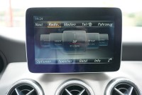 Mercedes-Benz CLA 200 AMG Line