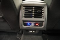 VW Golf VIII Variant 1.5 eTSI Life DSG