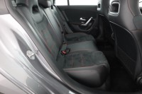 Mercedes-Benz CLA 200 Shooting Brake AMG Line