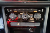 VW Touran 1.4 TSI DSG R-Line