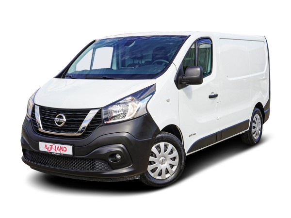Nissan NV300...