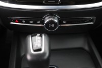 Volvo V60 Momentum Pro