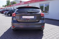 Ford Focus 1.0 EB ST Line