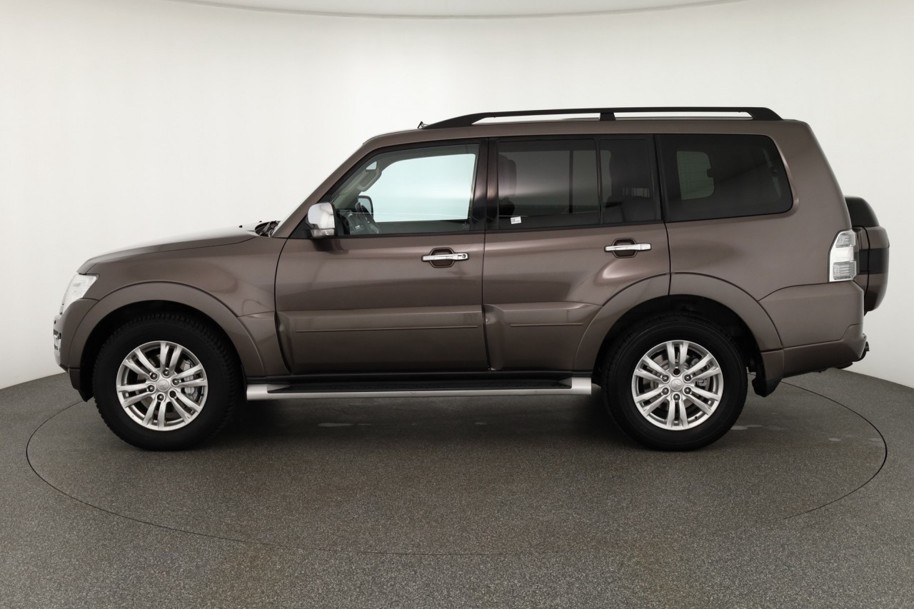 Mitsubishi Pajero 3.2 DI-D Top AT