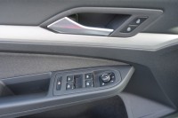 VW Golf VIII Variant 1.5 eTSI DSG Life