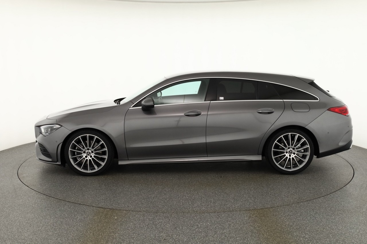 Mercedes-Benz CLA 200 Shooting Brake AMG Line