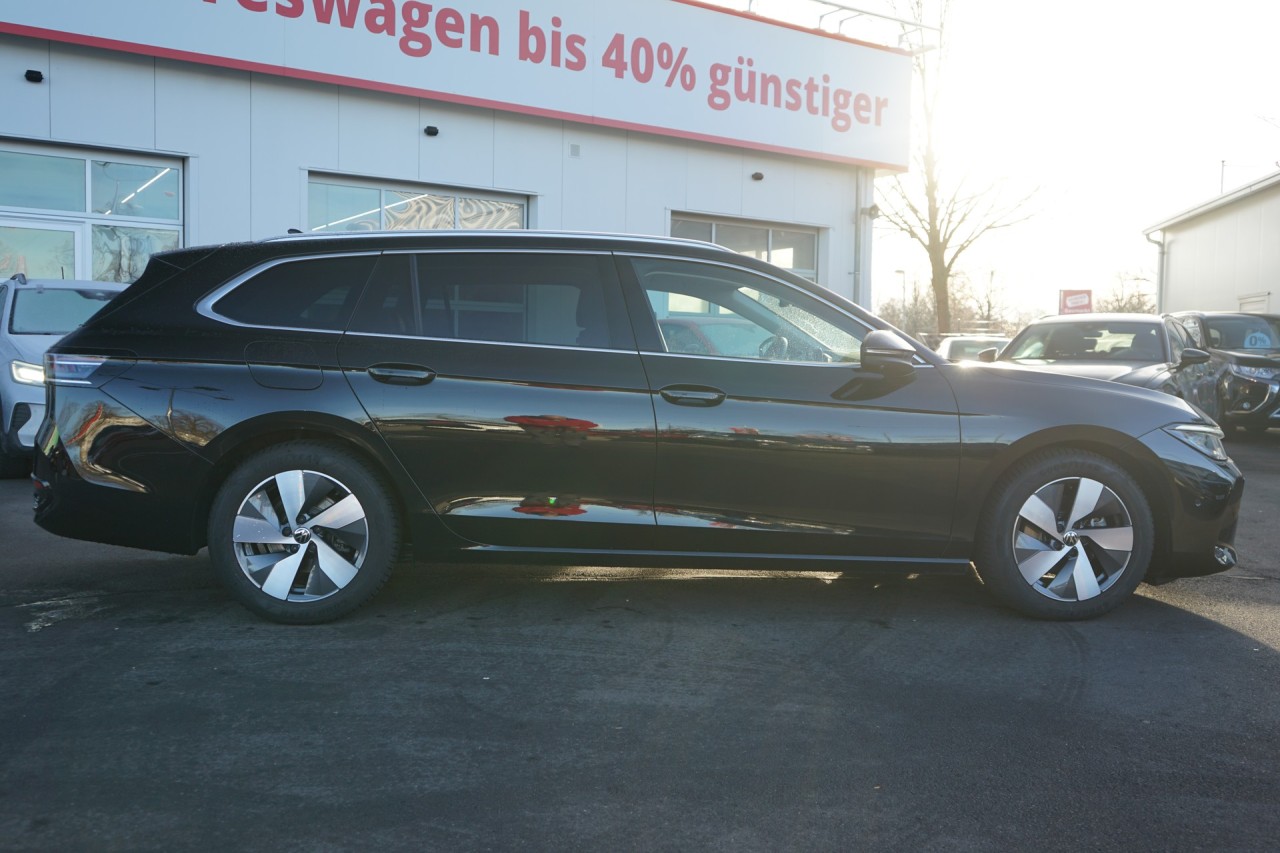VW Passat Variant 2.0 TDI DSG Elegance