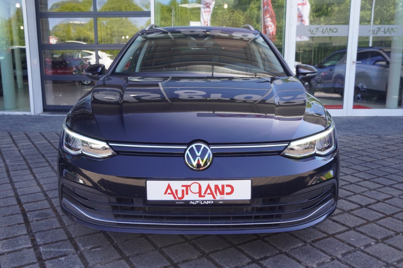 VW Golf VIII Variant 1.0 Active