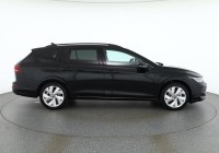 VW Golf VIII Variant 1.5 TSI DSG