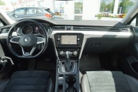 VW Passat Variant 2.0TDI DSG R-Line