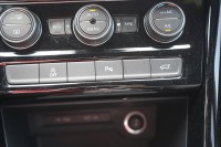 VW Touran 1.5 TSI Highline R-Line DSG