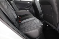 VW T-Roc R-Line 2.0 TSI DSG 4M Black Style