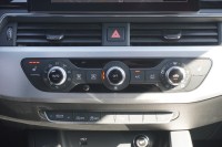 Audi A4 Quattro 40 TDI quattro S-Tronic S-Line