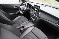 Mercedes-Benz Shooting Brake CLA 200 AMG Line