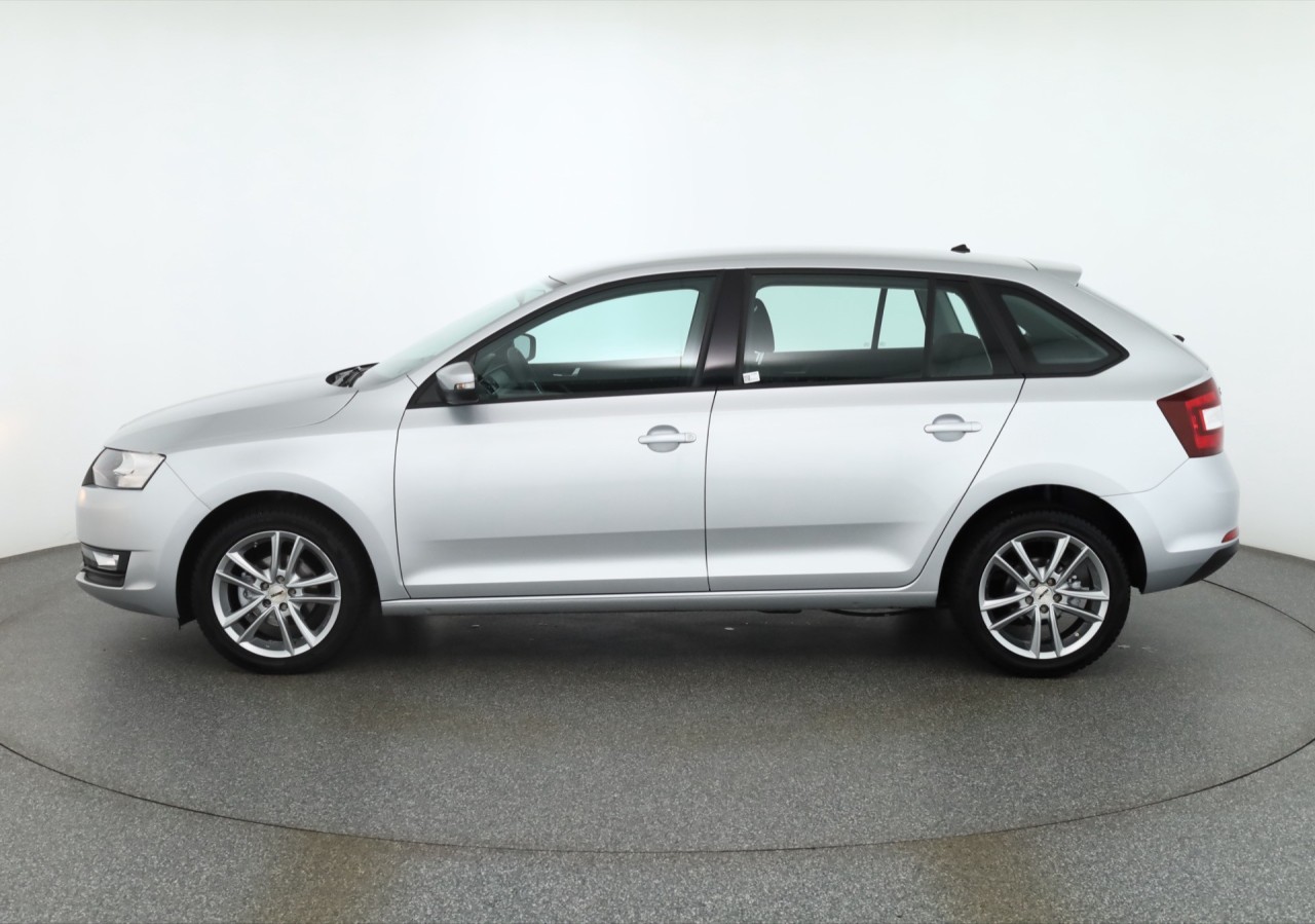 Skoda Rapid 1.0 TSI DSG Cool Edition