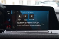 VW Golf VIII Variant 1.5 eTSI R-Line