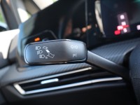 VW Golf VIII Variant 2.0 TSI DSG R-Line