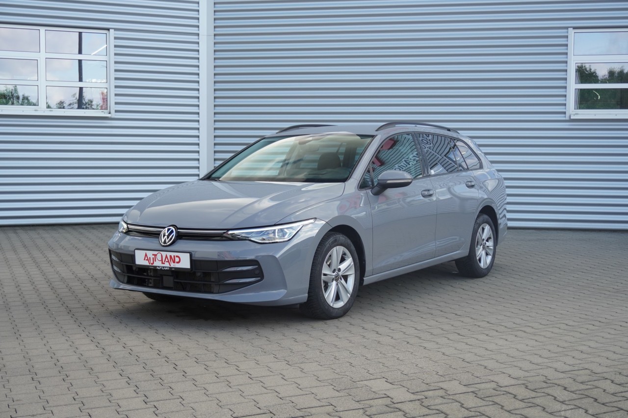 VW Golf VIII Variant 1.5 TSI Life