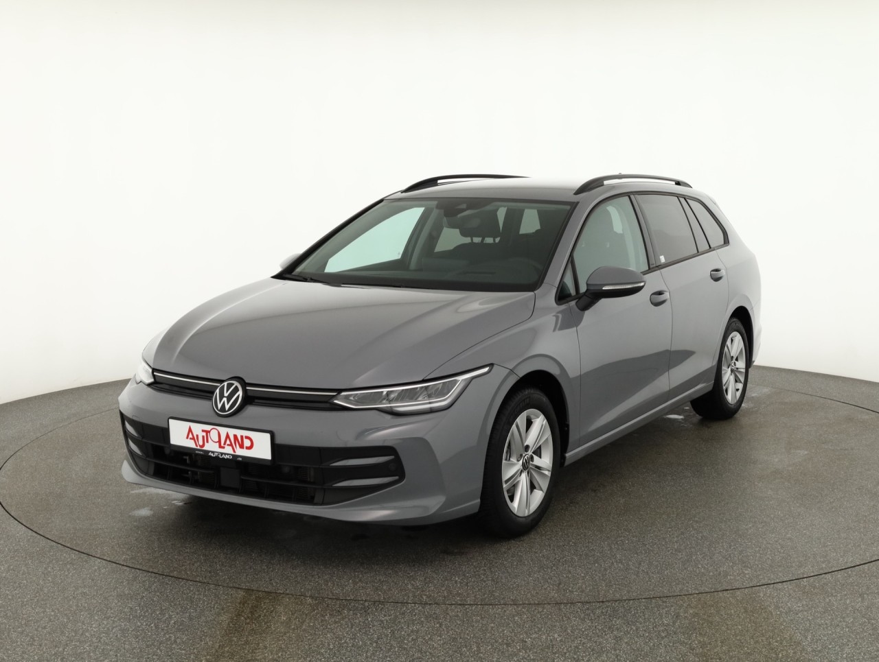 VW Golf VIII Variant 1.5 eTSI DSG Life