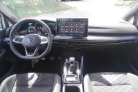 VW Golf VIII 1.5 TSI R-Line