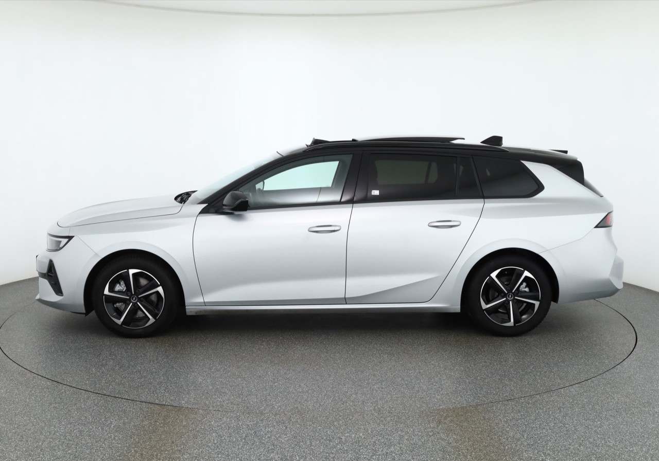 Opel Astra ST GS 1.2 Turbo