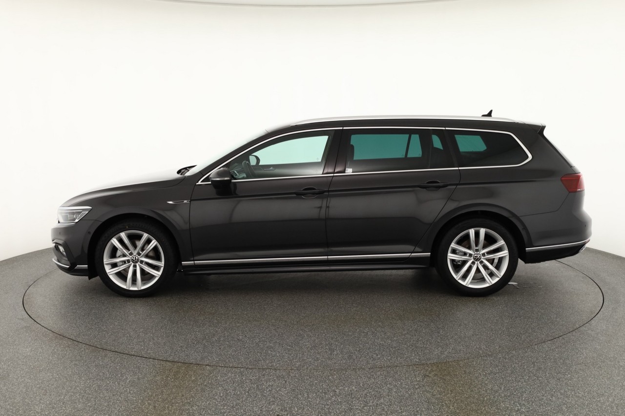 VW Passat Variant 2.0 TSI DSG R-Line