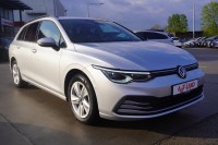 VW Golf VIII Variant 1.5 eTSI DSG Life