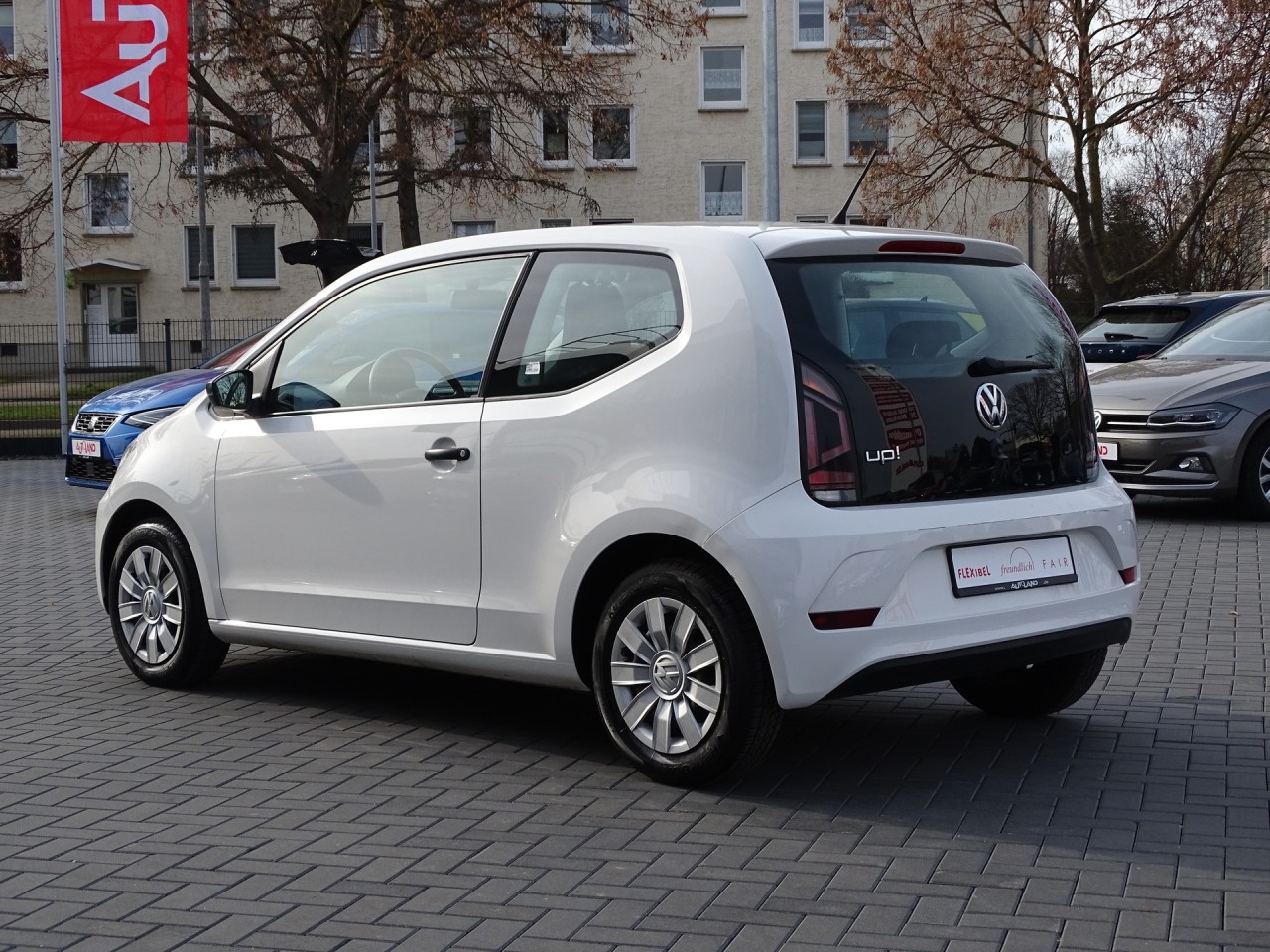 VW up up! 1.0 beats BMT/Start-Stopp