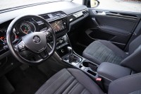 VW Touran 1.5 TSI Highline R-line