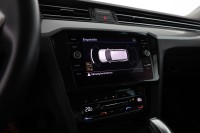 VW Passat Variant 1.5 TSI DSG Business