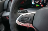VW Golf VIII Variant 1.5 eTSI R-Line DSG