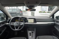 VW Golf VIII Variant 1.0 eTSI