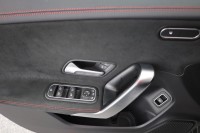 Mercedes-Benz CLA 220 Shooting Brake AMG Line