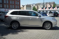 Mitsubishi Outlander 2.4 Plug-In Hybrid Plus 4WD