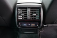 VW Passat Variant 1.5 TSI DSG 2x R-Line